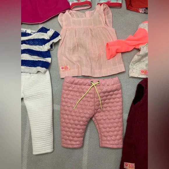 OG Our Generation “18 doll clothes lot - Picture 3 of 16